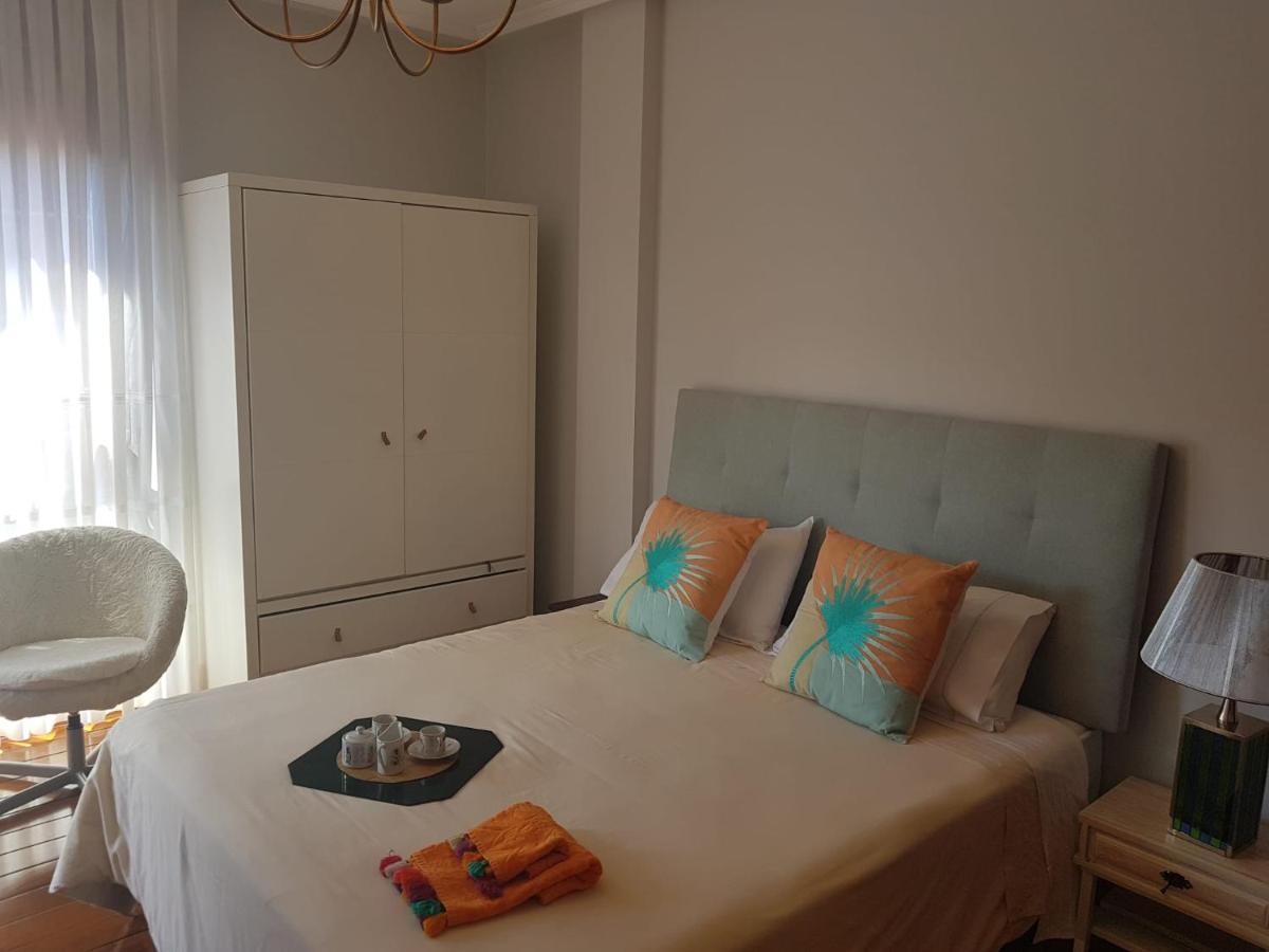Apartamento En La Playa Con Parking Privado Getxo Eksteriør bilde